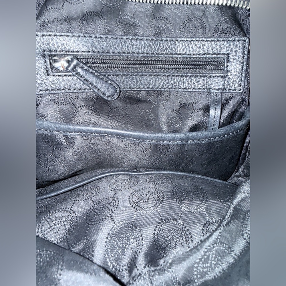 Michael Kors Rhea medium zip top leather pebbled backpack - Picture 5 of 13